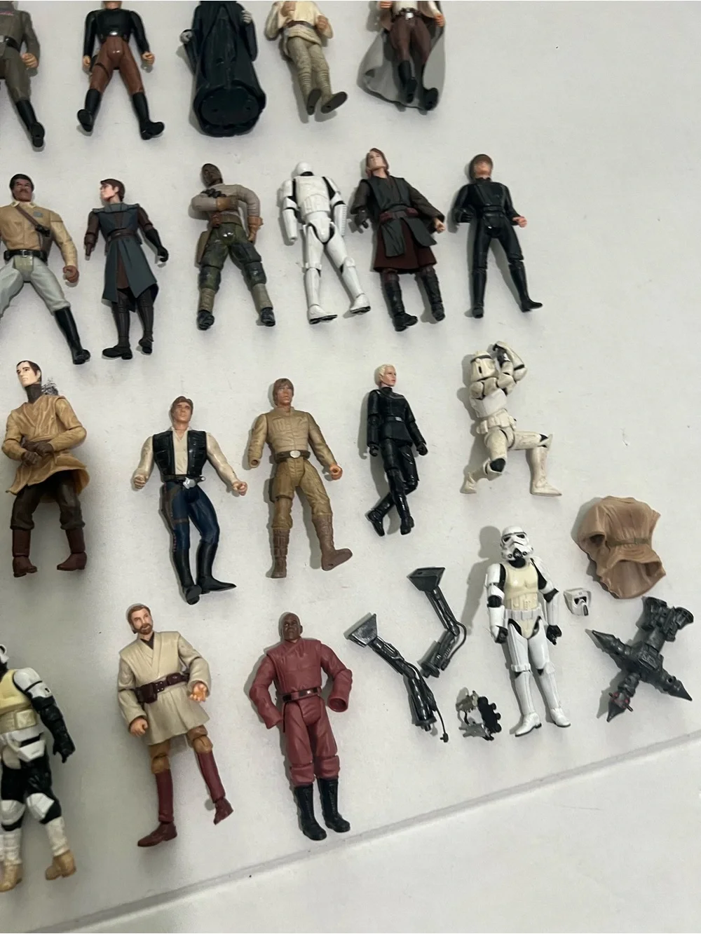 Star Wars Action Figure Lot - Black, Brown, White, Tan